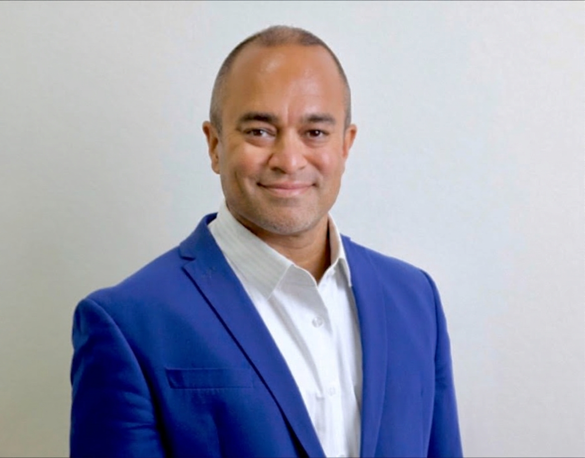 Mr Nader Rehmatullah, Consultant Knee Surgeon